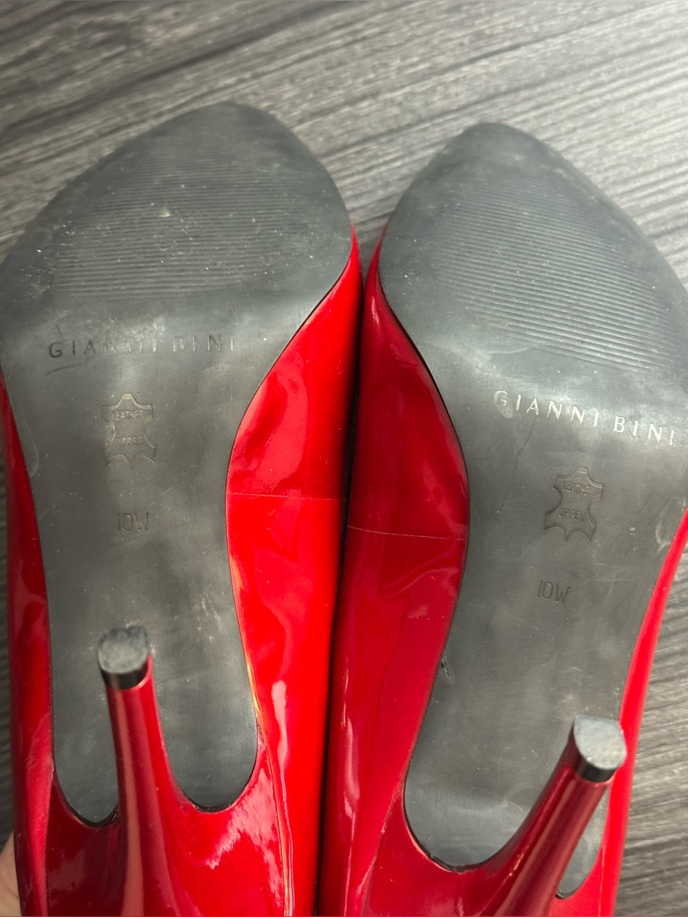 Gianni Bini Heels Red 10W Patent Leather 3.5" Heel Preowned Very Good - Picture 7 of 9